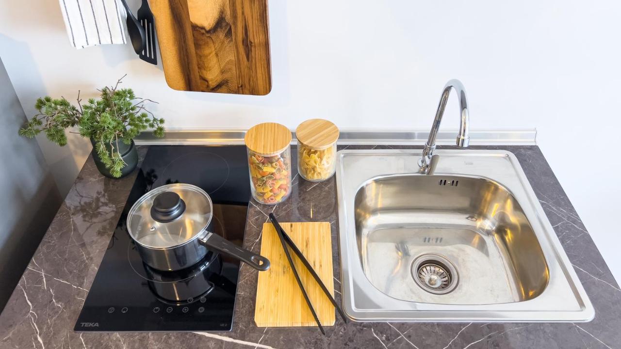 Wellness Stay & Hotel Sukhumvit 107 بانكوك المظهر الخارجي الصورة