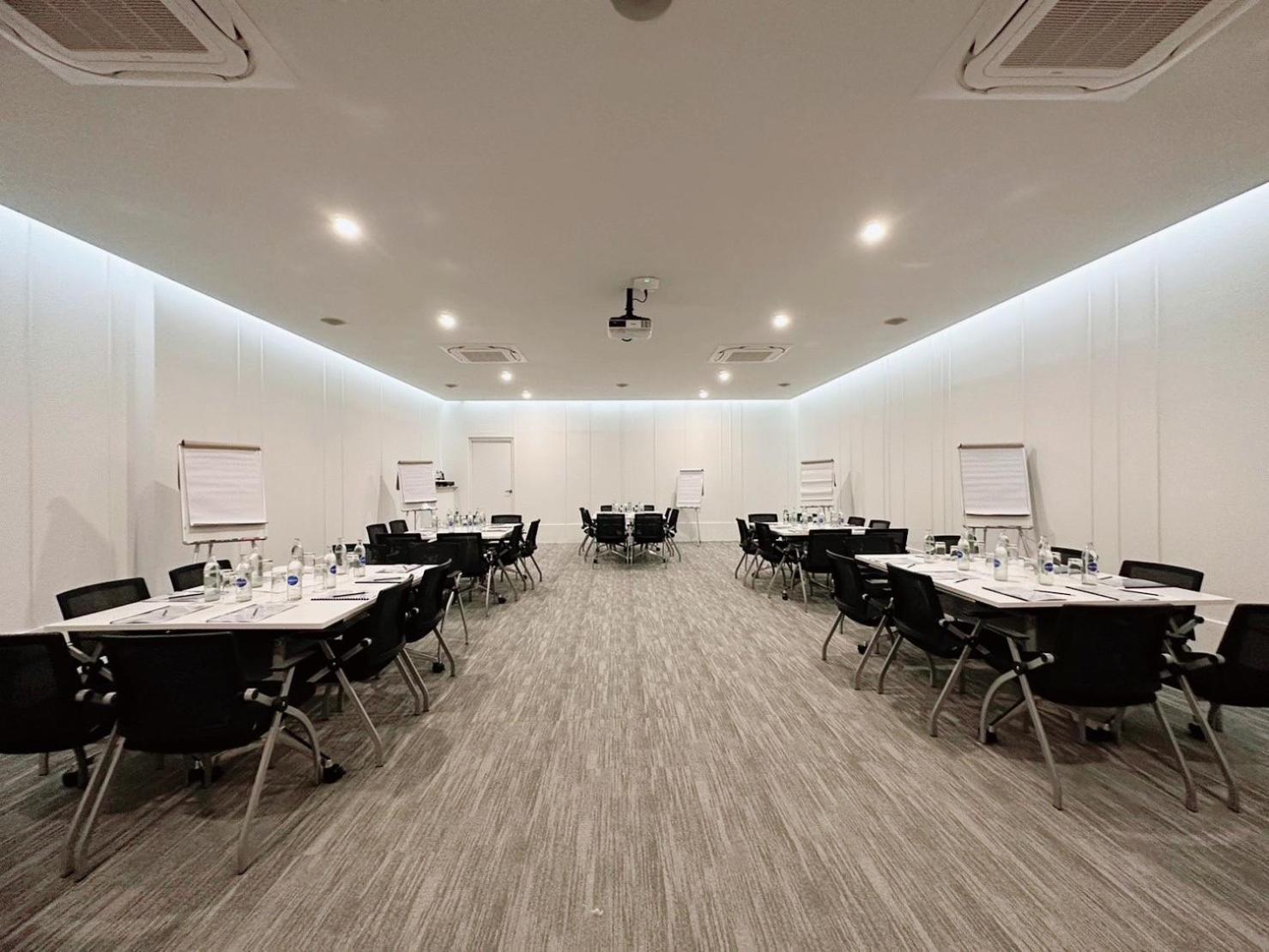 Wellness Stay & Hotel Sukhumvit 107 بانكوك المظهر الخارجي الصورة